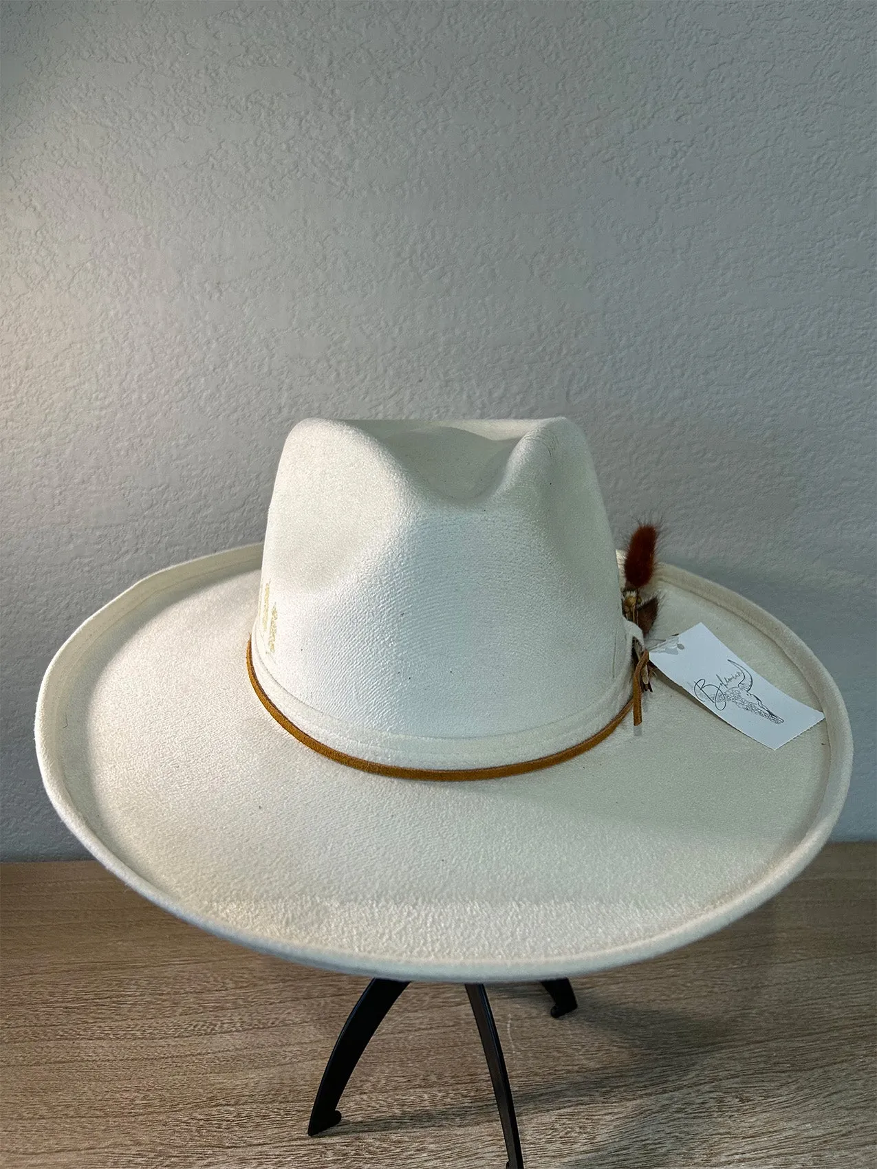 Ivory Mountain Fedora Hat